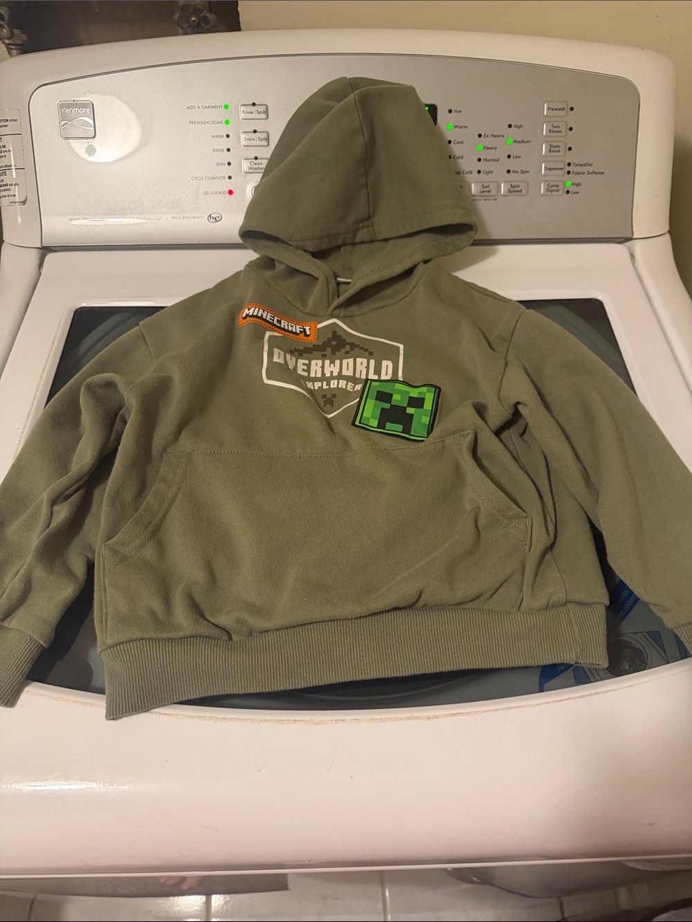Minecraft Overworld Explorer Kids Hoodie - Olive Green